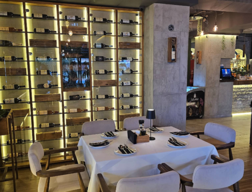 La Casa Restaurant