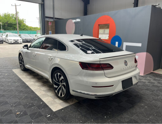 VW Arteon R-line