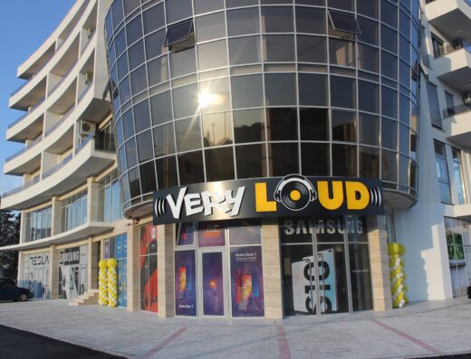 Loud shop