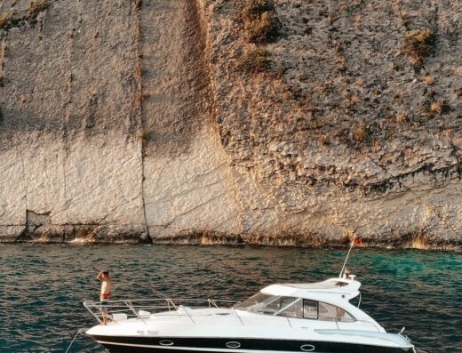 Bavaria 35HT Yacht