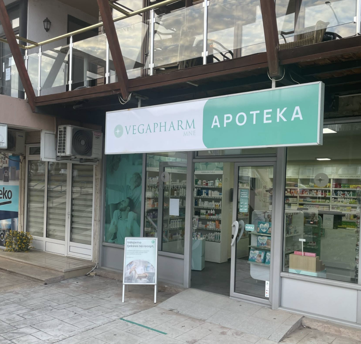 Apoteka VEGAPHARM